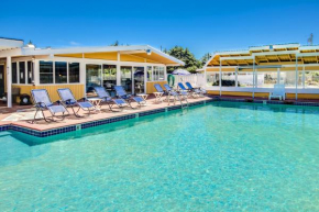 Гостиница Beachwood Condos & Resort  Копалис Бич
